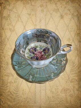Hearth Happenings 🏠🧚‍♂️ SHAFFORD Vintage Gilded Teal Floral Tea Cup